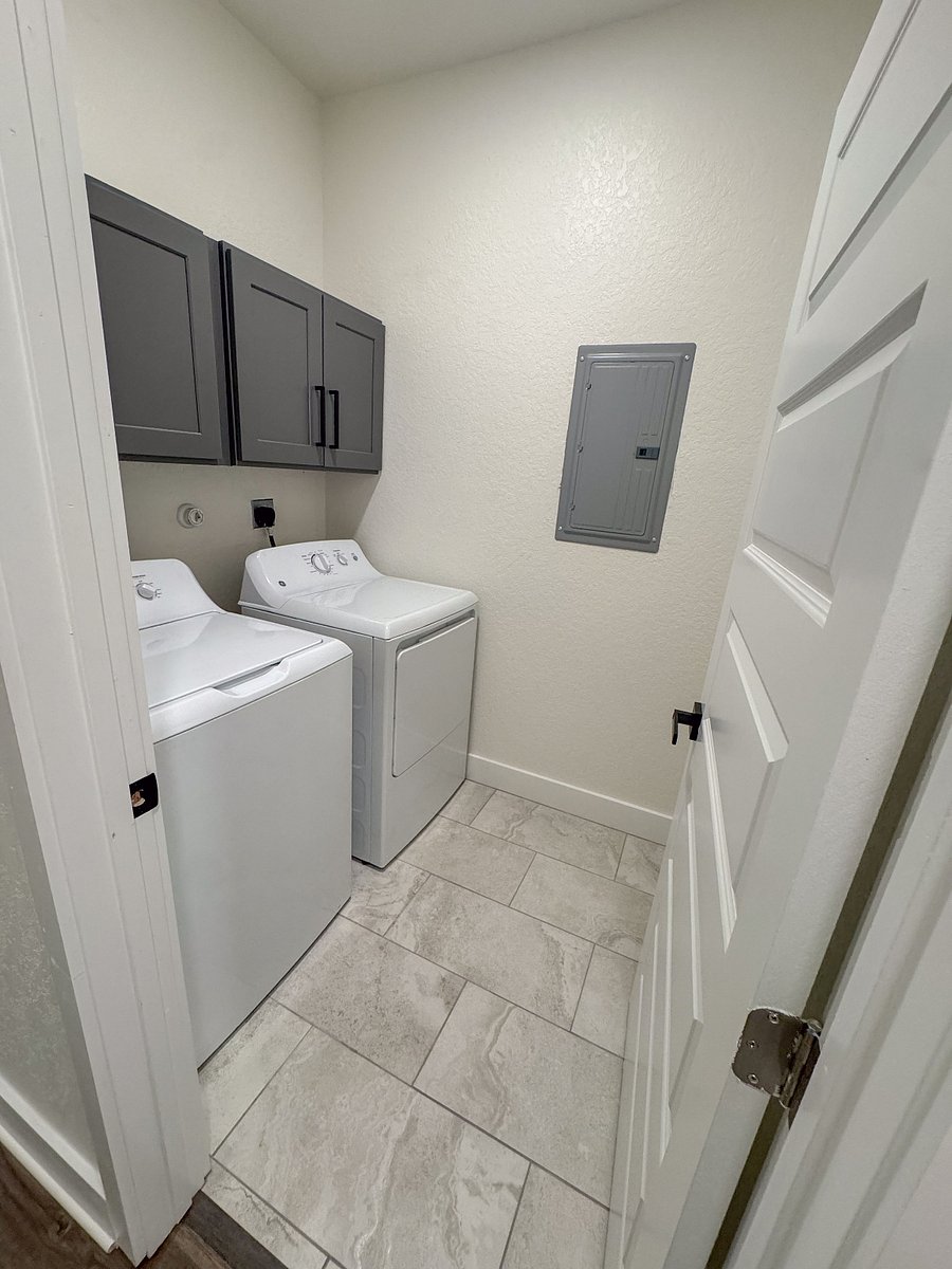 Furnished Finder property 942707_1 photo 9