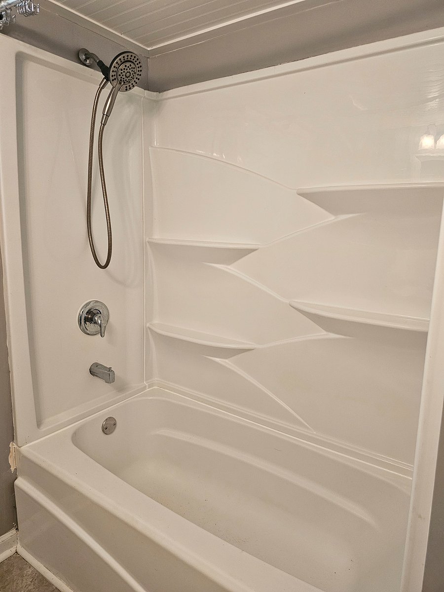 Bathroom tub/shower combo