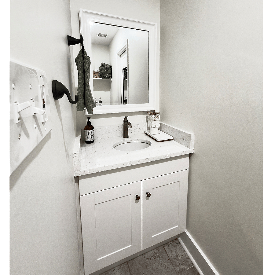 half-bath annex: A half-bath attached to the main one.