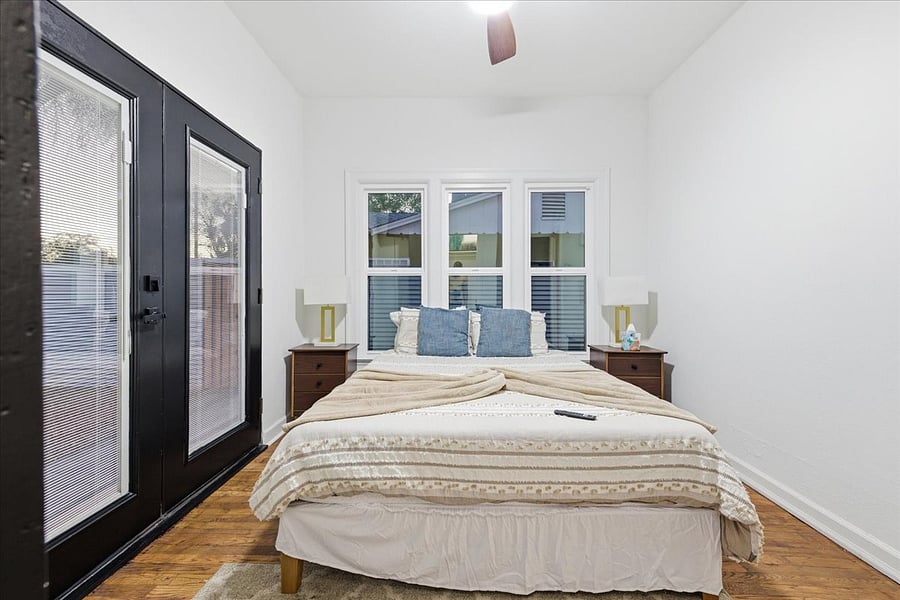BEDROOM 1