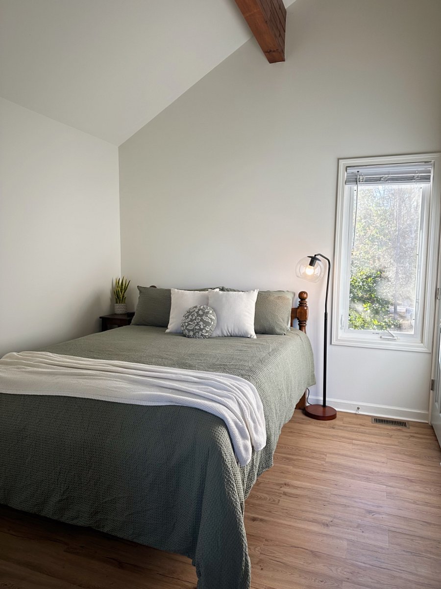 Queen Bed