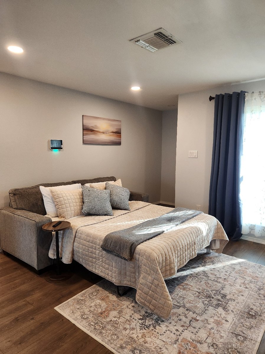 Livingroom. Sofa bed
