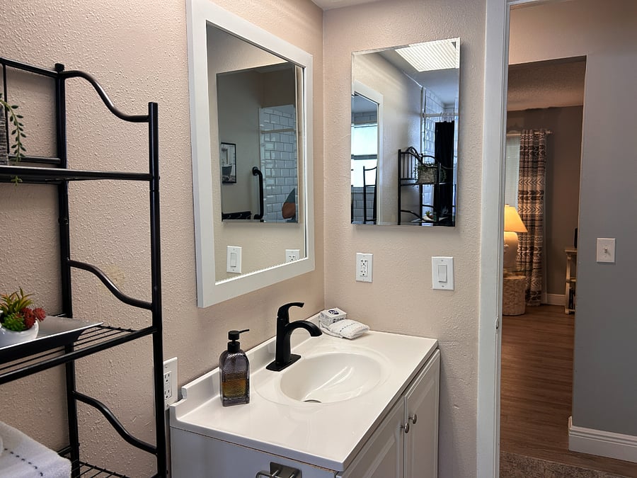 Unit 2 - bathroom