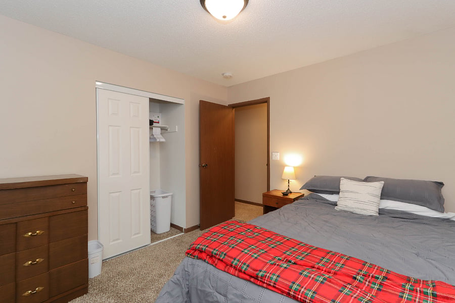Bedroom 3 Queen Bed