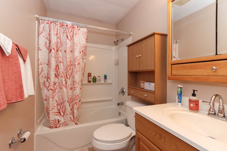 Main Floor Bathroom