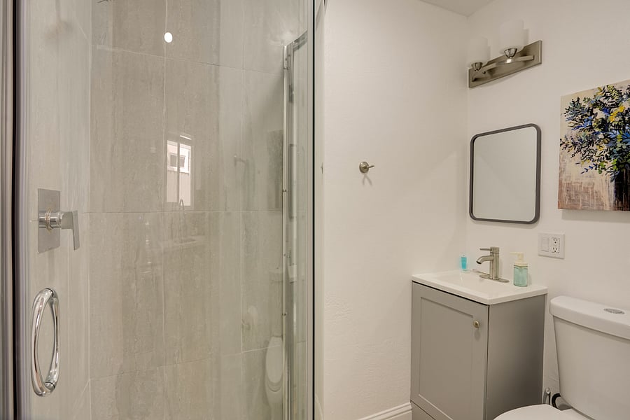 Unit B Studio Bathroom