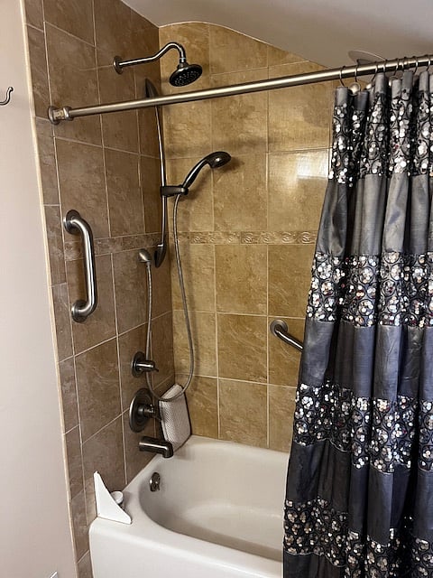 Full Bath