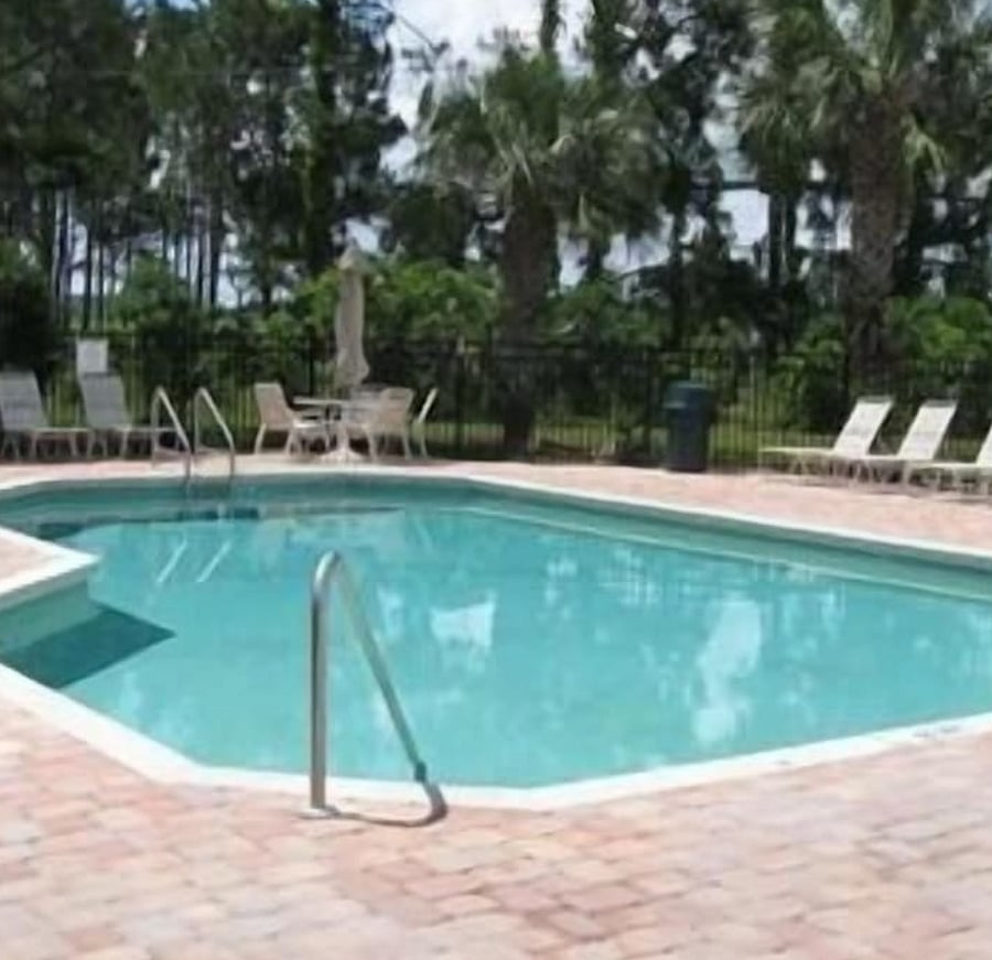 Furnished Finder property 943116_1 photo 32
