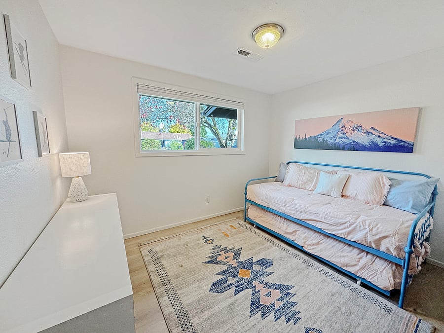 Room #3 - Twin with Twin Trundle below 