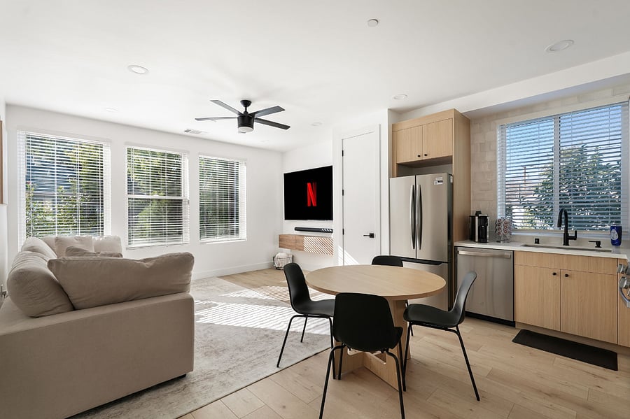 Kitchen/Living Room
