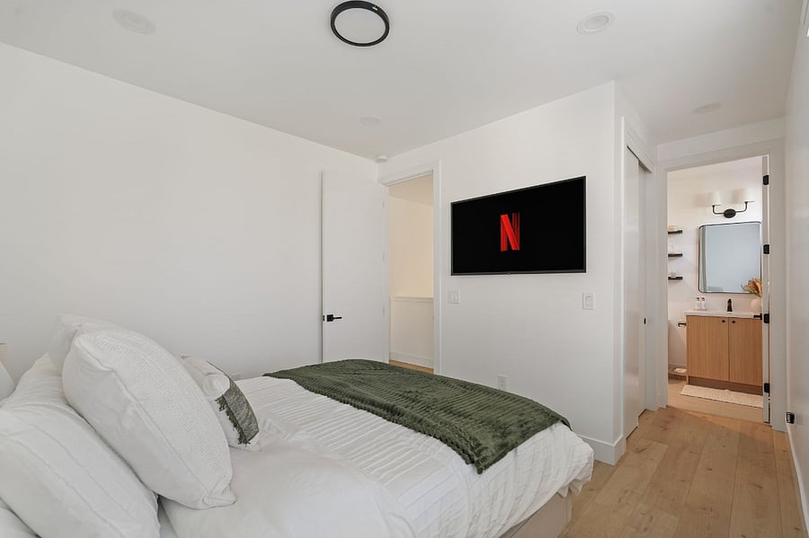 Bedroom #1