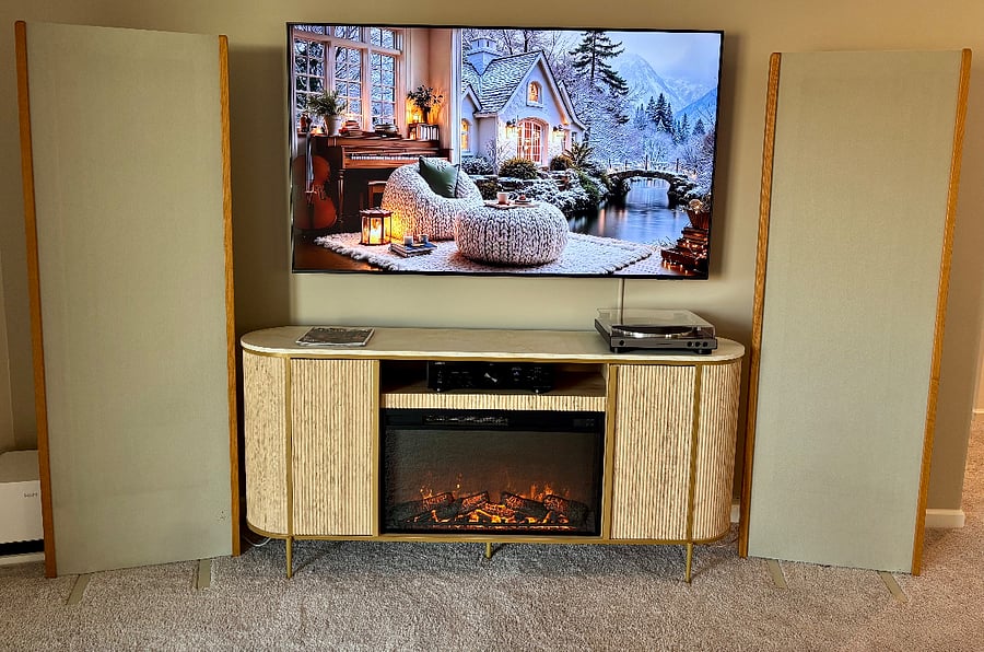 Our living are with a 72" Smart TV, record player (with records for your use) a blue tooth stereo and gas fire place.