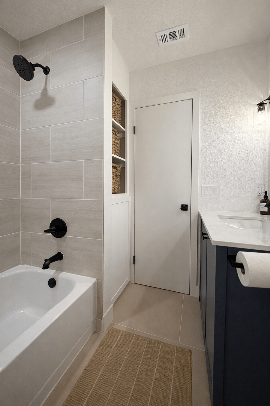 Full bath 2