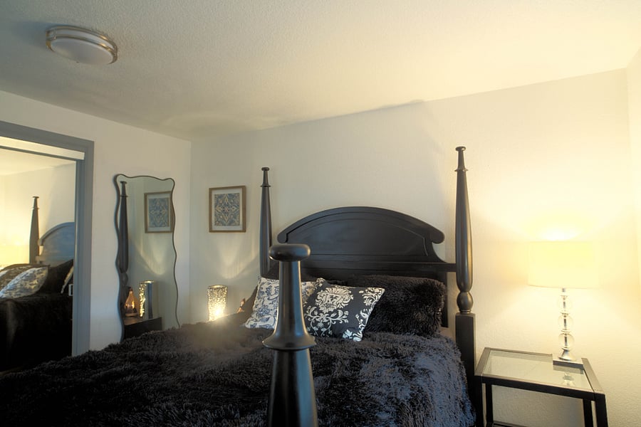 Black Swan upstairs bedroom