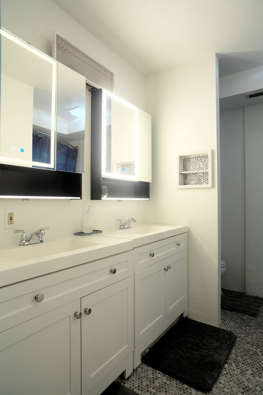 Downstairs shared bathroom, individual vanities