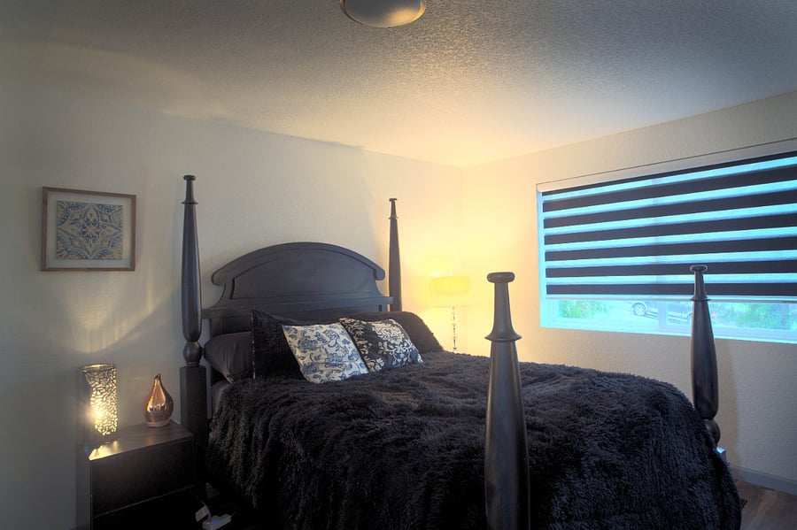 Black Swan upstairs bedroom