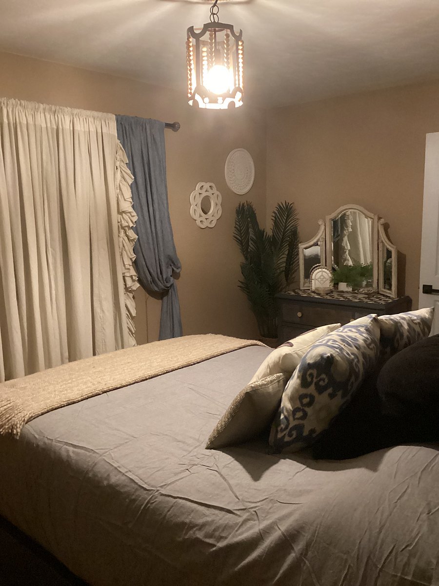 Bedroom #1