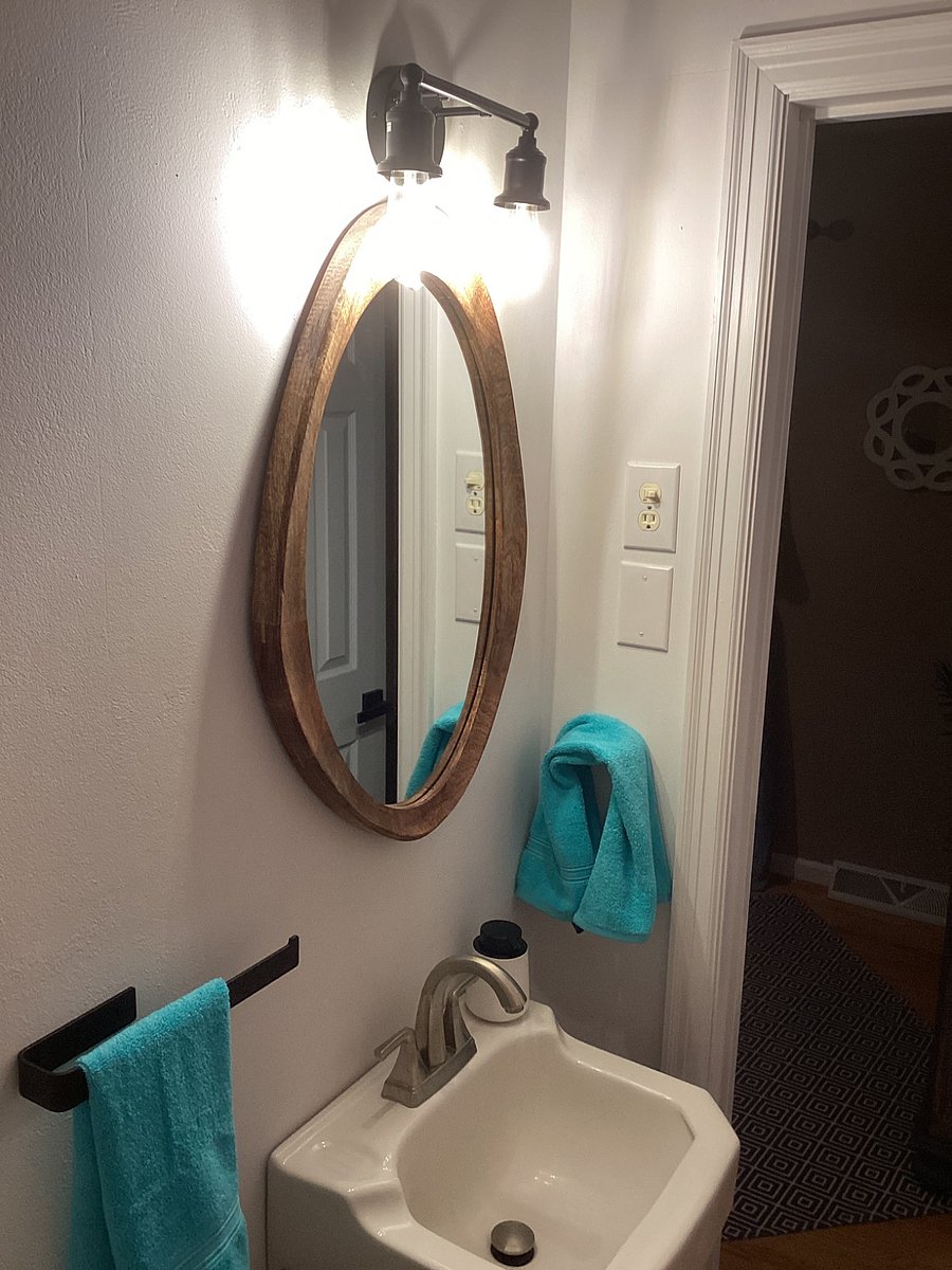 1/2 Bath connected to Bedroom #1.
