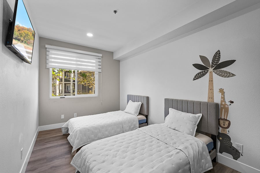 Bedroom #1