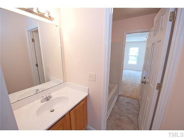Furnished Finder property 943796_1 photo 6