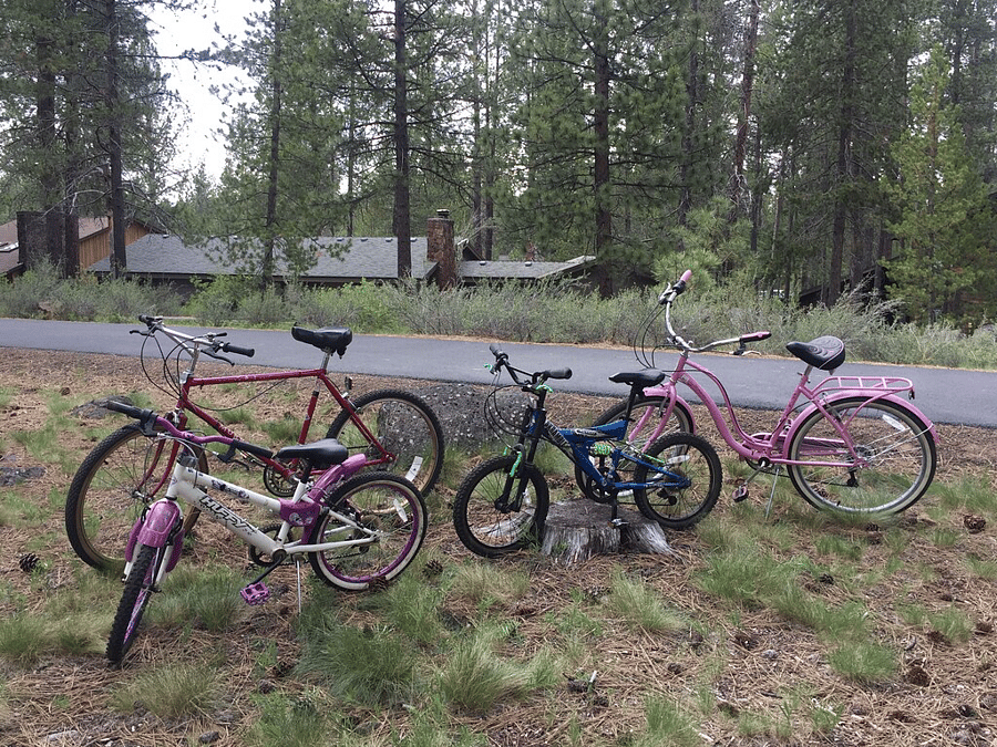 4 bikes included: 2 adult bikes, and 2 childrens bikes with helmets. The bike path is in our back yard, a short distance to the Village at Sunriver
