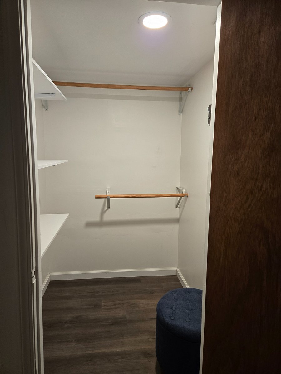 more walk-in closet.