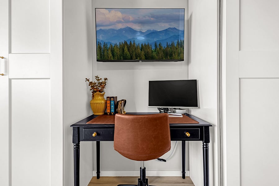 Office - Desk in Bedroom