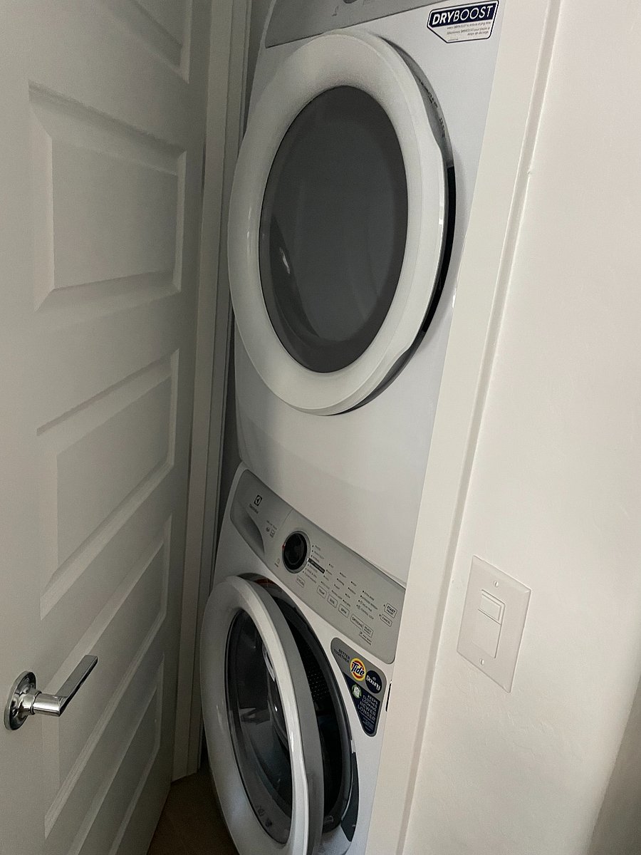Private washer & dryer
