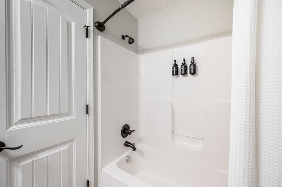 King Bedroom #2 ensuite Bathroom