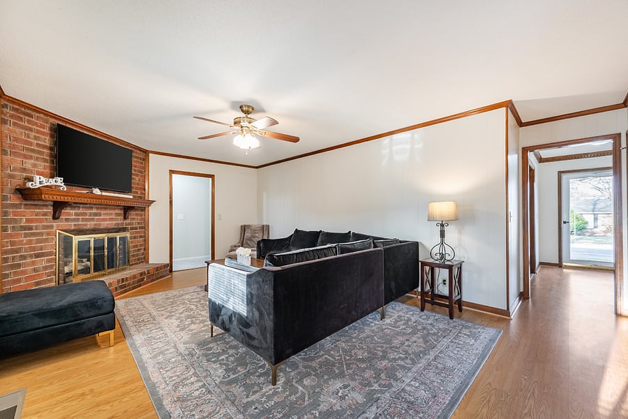 Cozy living room with SmartTV and fireplace