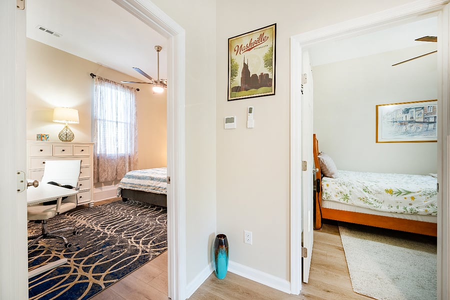2 bedrooms