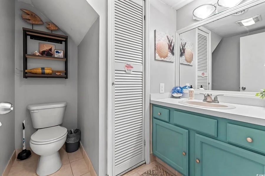 1st Floor Half-Bath