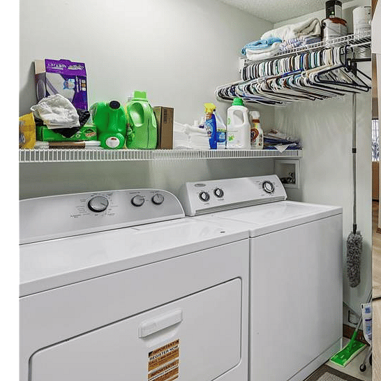 Washer Dryer in Utility Closet