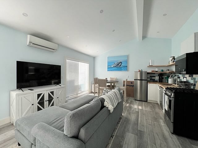 Furnished Finder property 944375_1 photo 5