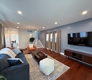 Furnished Finder property 944484_1 photo 3