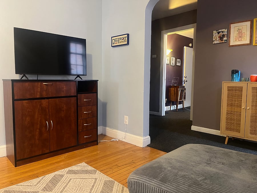 Smart TV. Sign into accounts or use your own FireStick or Roku.  Need help? You can add YouTube TV during your stay for an additional fee.
