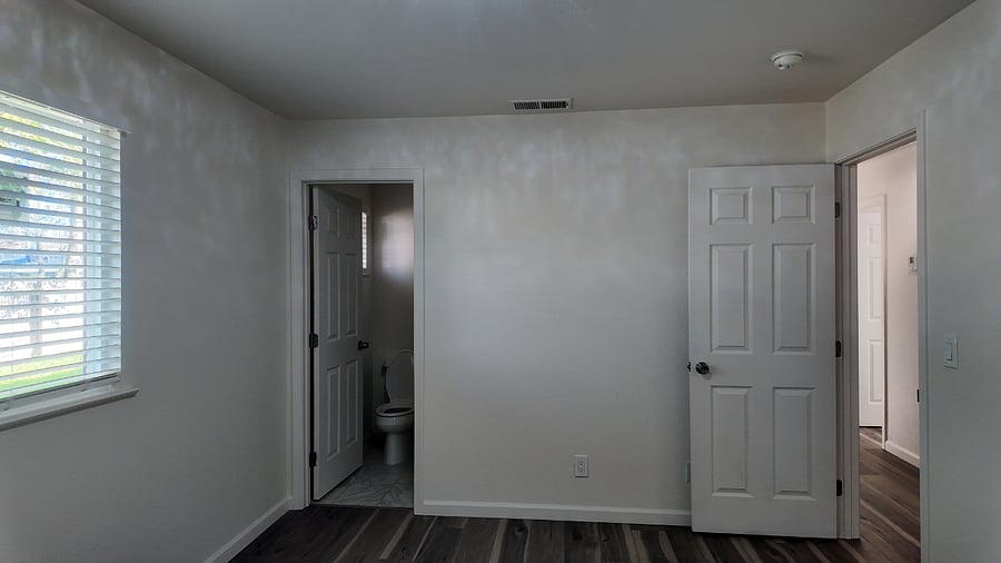 Master Bedroom Restroom