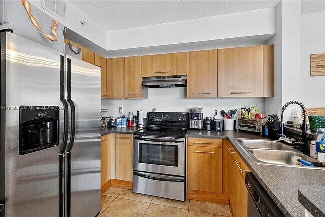 Furnished Finder property 944632_1 photo 7