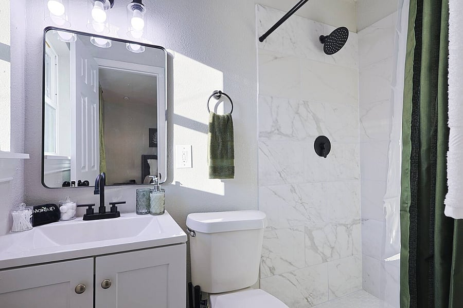 Bathroom 2