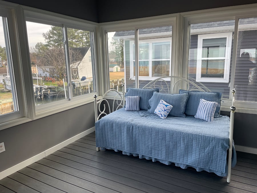 Extra trundle bed 