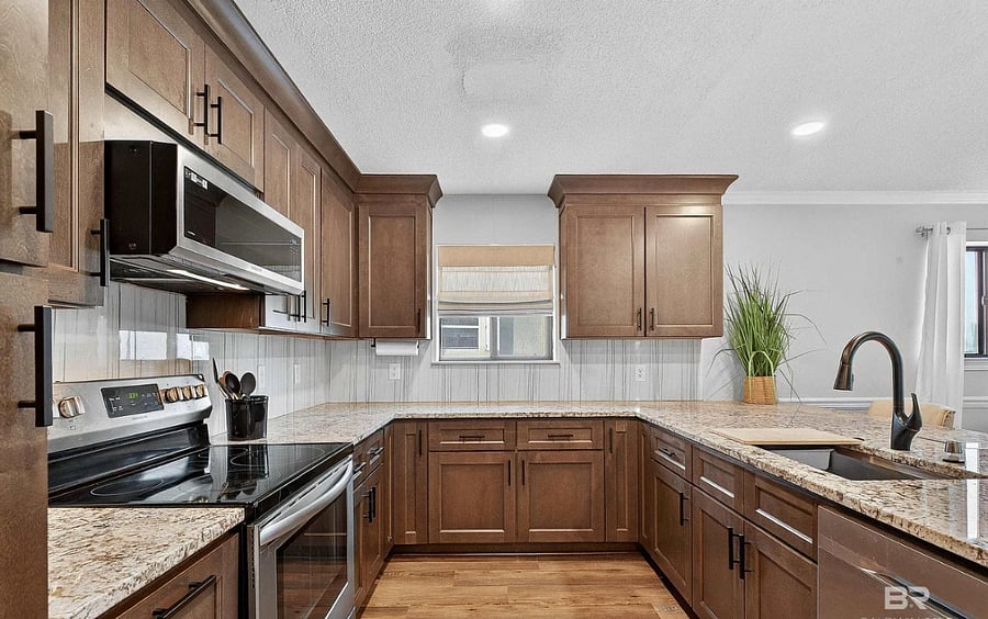 2nd floor - main kitchen