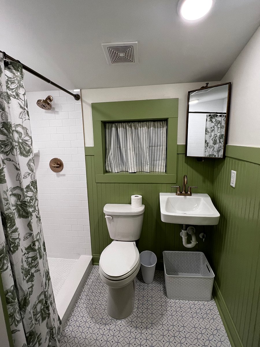 private bath