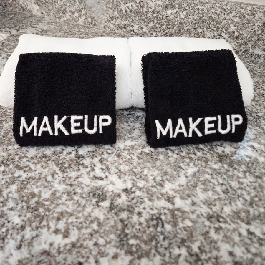 Black cosmetic facial cleansing towels are cotton-soft and are gentle on your skin while effectively removing makeup.