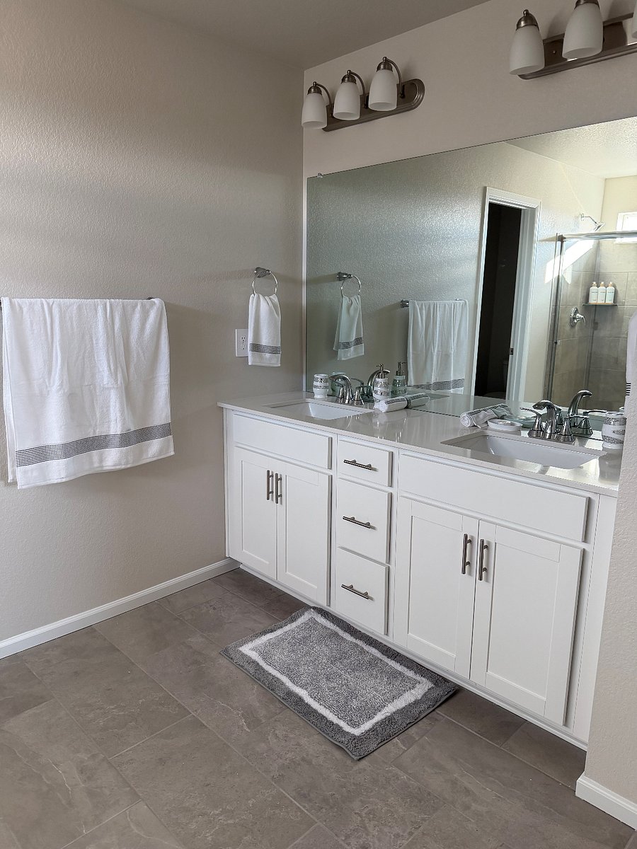 Furnished Finder property 944703_1 photo 17