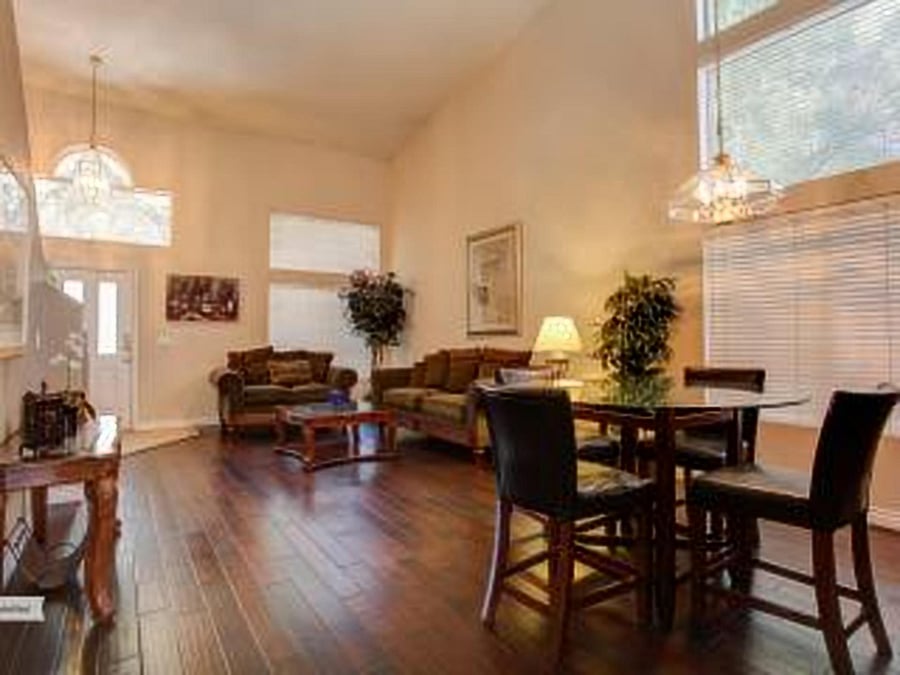 Furnished Finder property 944802_1 photo 21