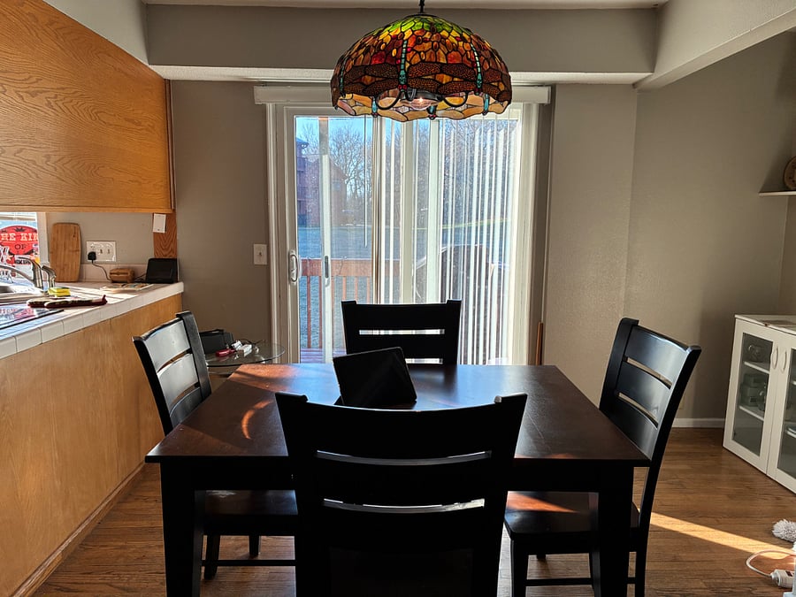 Eating area next to kitchen.
