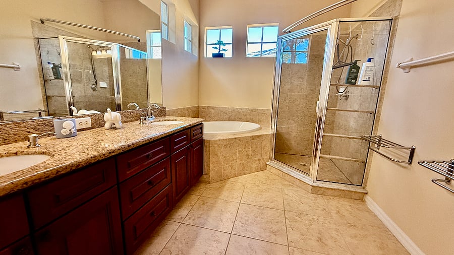 Furnished Finder property 944861_1 photo 11