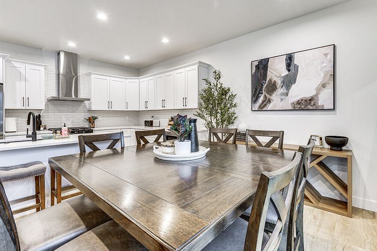 Furnished Finder property 944901_1 photo 8