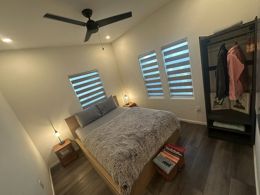 Main Bedroom - Queen Bed