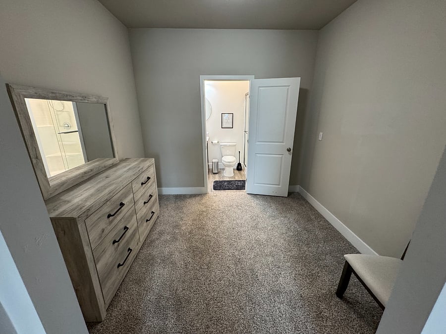 Junior Suite with queen bed and private bathroom
